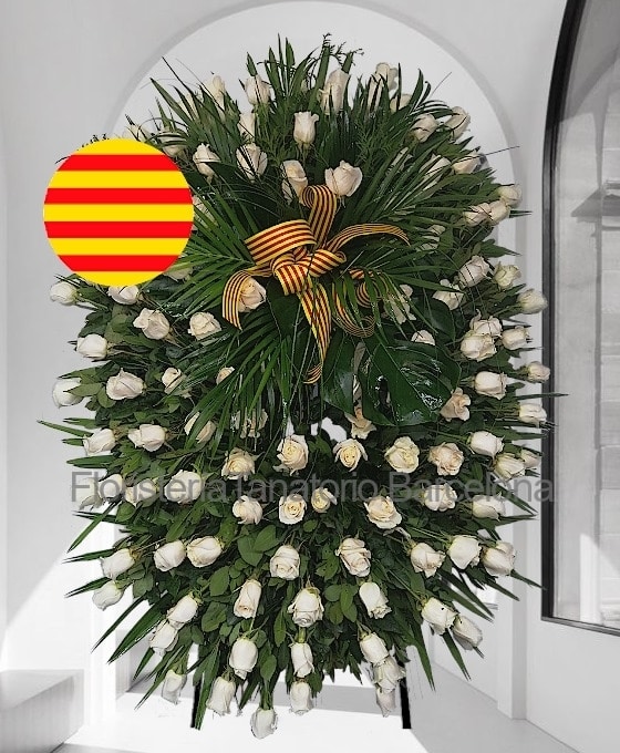 Corona Funeraria con Rosas Blancas
